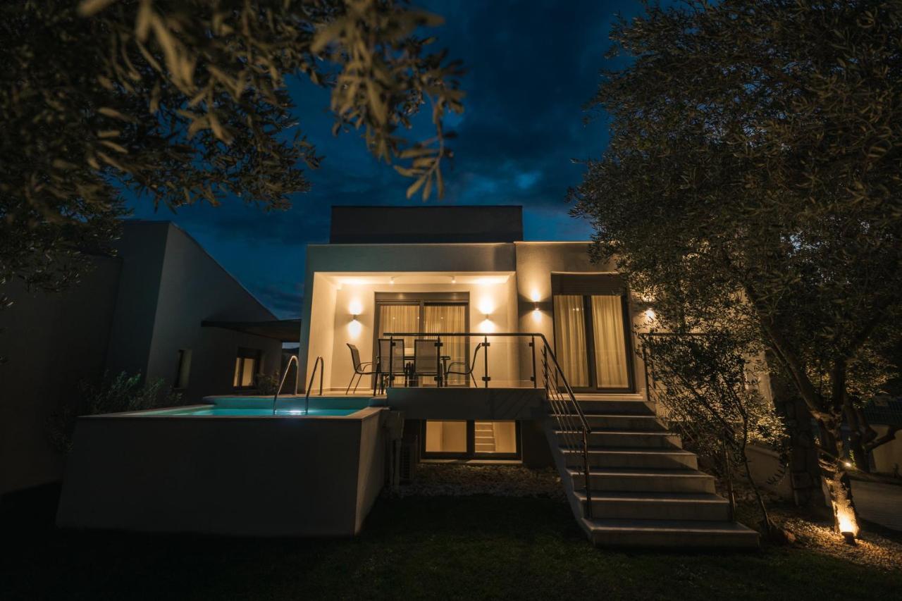 Octo Complex Apartment Nea Iraklitsa