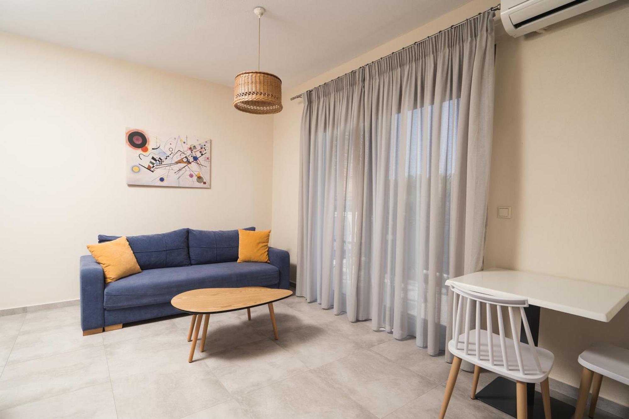 Octo Complex Apartment Nea Iraklitsa